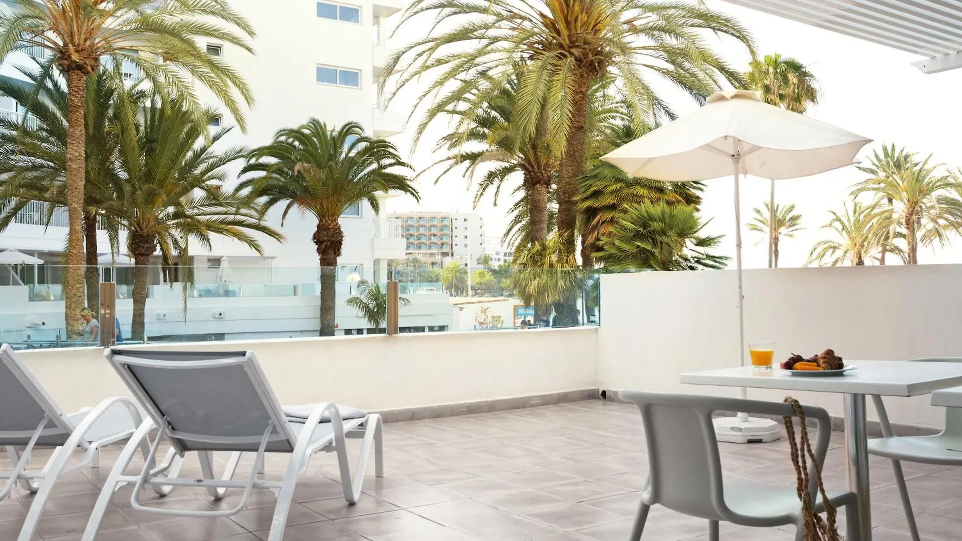 Sunwing Arguineguin Seafront Hotel
