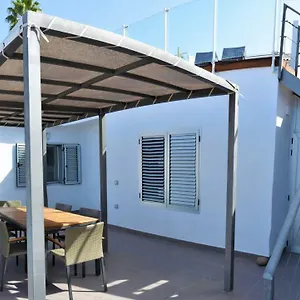 Casa La Vista - With Fantastic Sea Views Vakantiehuis
