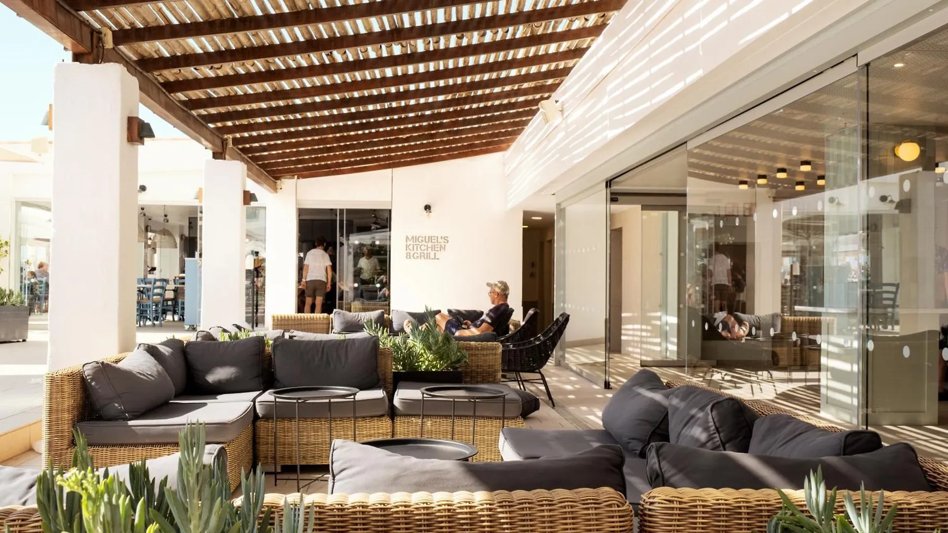 Sunwing Arguineguin Seafront Hotel