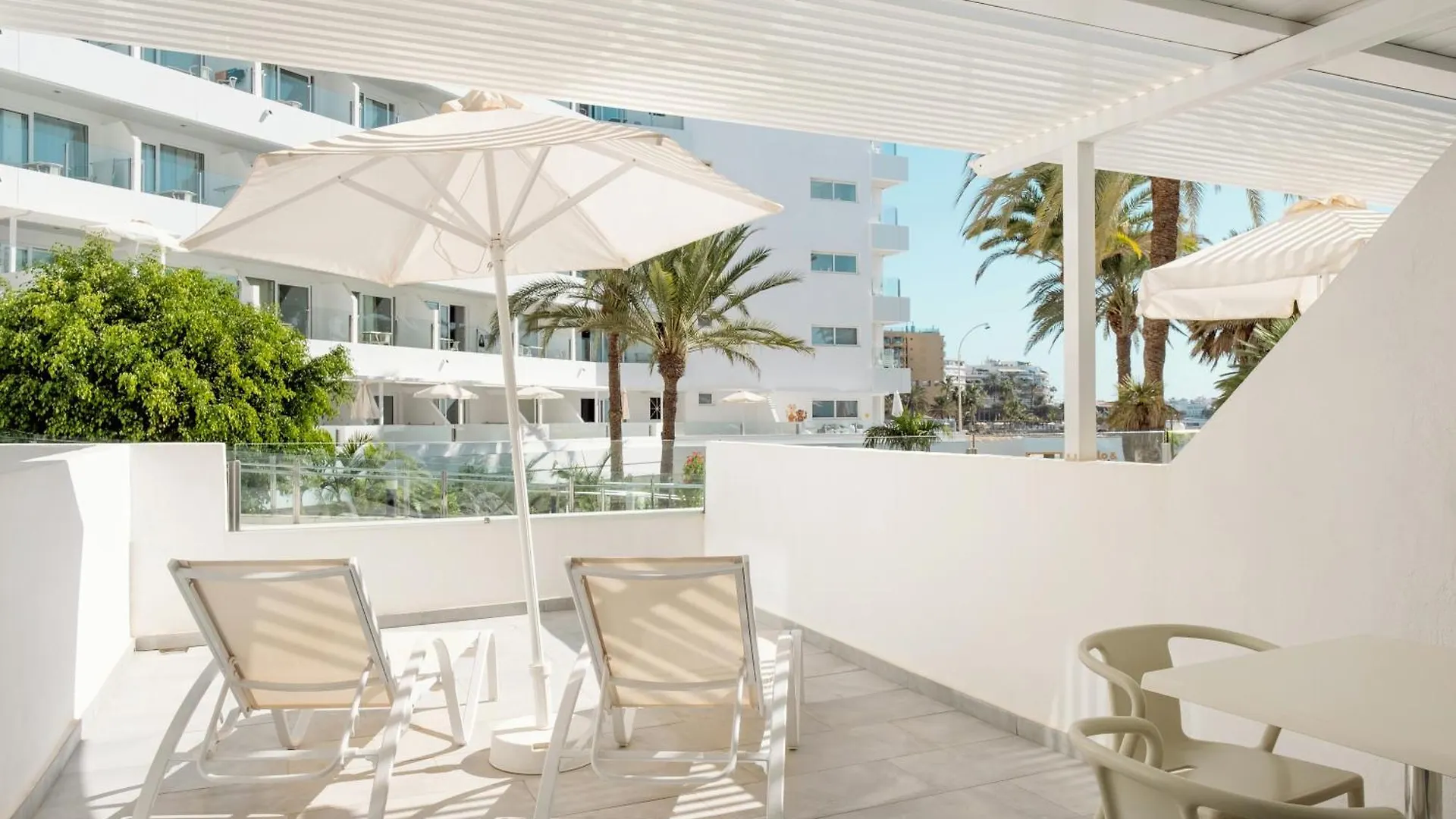 Sunwing Arguineguin Seafront Hotel